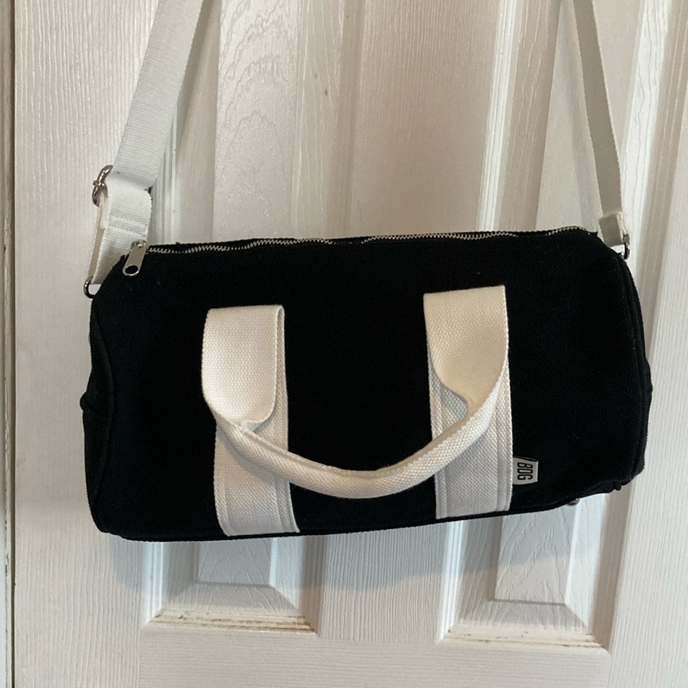 BDG Black Canvas Barrel Bag NWOT